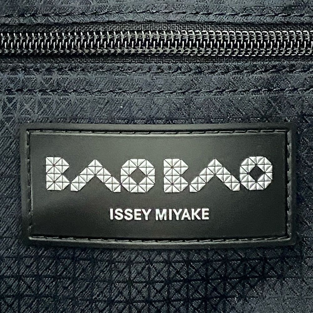 Bao Bao Issey Miyake LUCENT W COLOR TOTE BAG Contemporary Designer Gift NWT - Picture 12 of 16